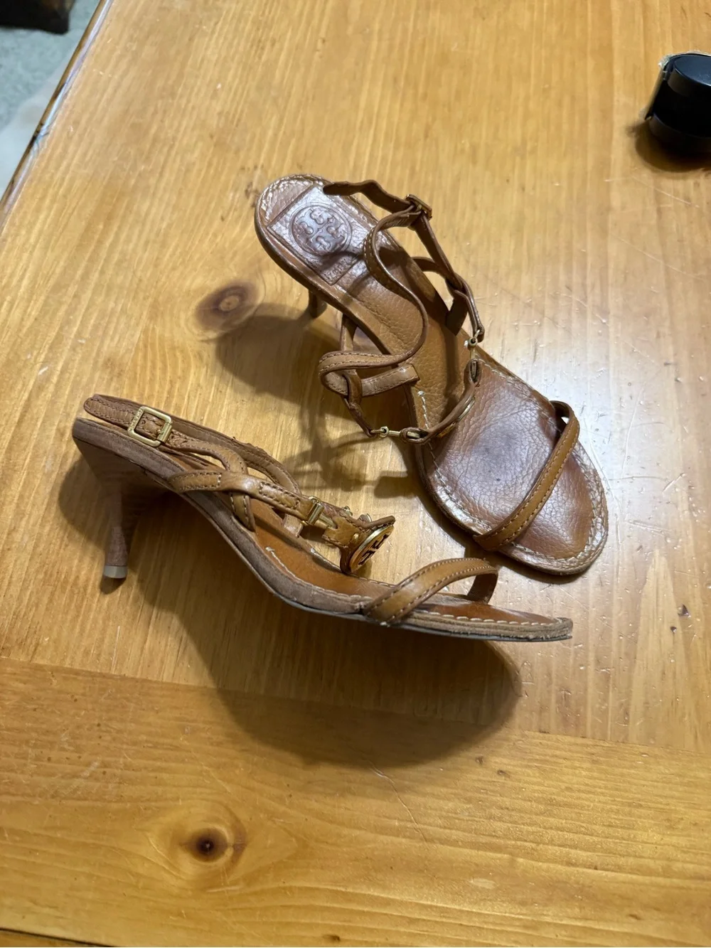 Tory Burch Tan Leather Logo Strap Sandals for Girls